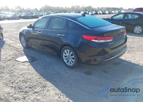 2017 Kia Optima Lx z USA, uszkodzony, nr VIN 5XXGT4L37HG123632